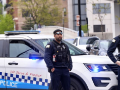 Chicago: almeno 13 colpi quando alcuni tiratori in corsa hanno aperto il fuoco