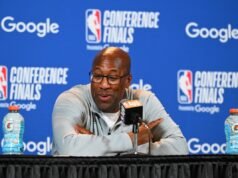 Mike Brown ammette la sfida di contenere Victor Wembanyama: “Tu preghi”