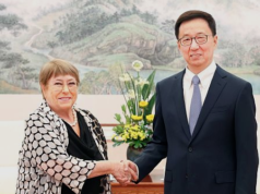 Michelle Bachelet, che ha contribuito a coprire il genocidio degli uiguri, visita la Cina per fare una campagna per la nomina a capo delle Nazioni Unite