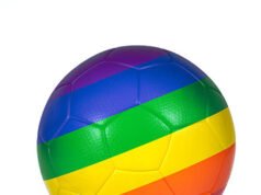 Iran ed Egitto: arrabbiati per i simboli del Gay Pride durante la partita della Coppa del Mondo a Seattle