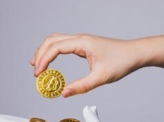 Una società di software cloud congela gli stipendi annuali per finanziare gli investimenti nell’intelligenza artificiale