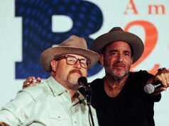 L’hitmaker di Nashville Michael Farren e il cantante di Trump Anthem “Fighter” Jon Kahn si uniscono per “United Saints of America”