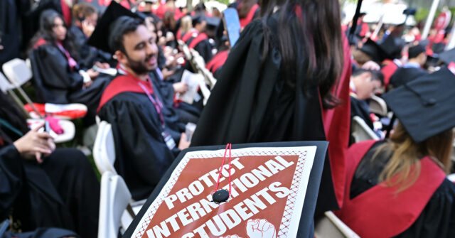 International-Students-on-Visas-640x335.jpeg