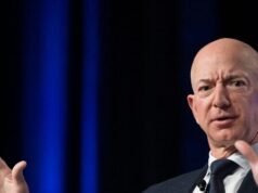 Jeff Bezos ammette che il Washington Post contava persone “terribili”.