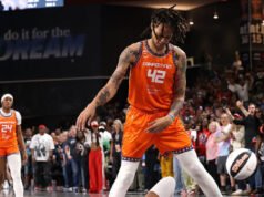 Brittney Griner ha valutato un fallo flagrante dopo aver sbattuto a terra Angel Reese