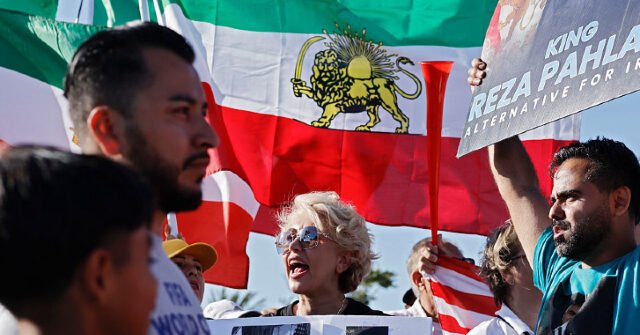 Mario-Tama_Getty-Images-640x335.jpg