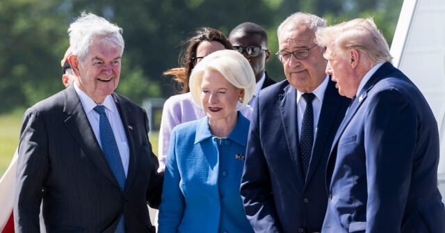 Newt-Gingrich-with-Trump-640x335.jpeg