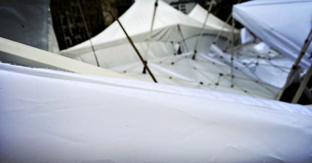 Tent-collapse-640x335.jpg