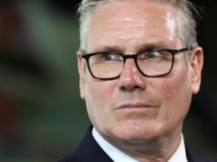 Il primo ministro britannico risponde a Vance per i commenti sulla morte per accoltellamento dell’adolescente