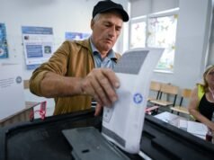 Il Kosovo torna a votare in mezzo ad una situazione di stallo politico, cercando il progresso dell’UE e della NATO