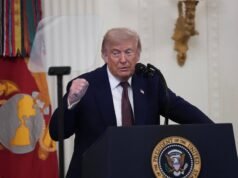 Trump prende di mira i critici del MOU USA-Iran, afferma che l’Iran è “finito”
