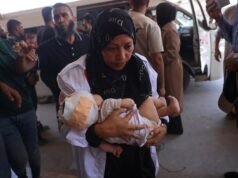 Israele uccide tre palestinesi a Gaza mentre continuano gli attacchi alle tende