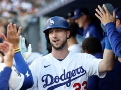 Kyle Tucker dei Dodgers è stato rimosso dal gioco con spasmi alla schiena