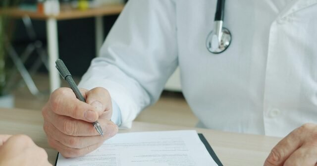 doctors-office-clipboard-unsplash-640x335.jpg