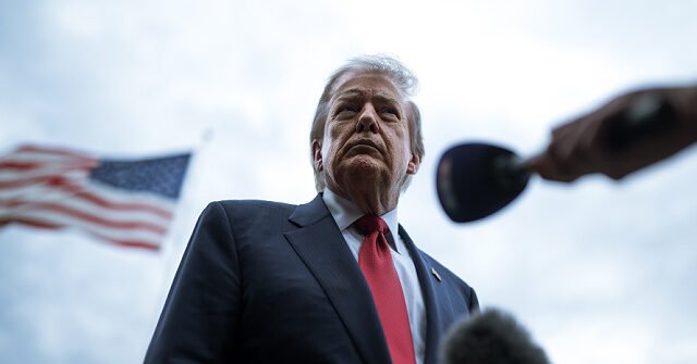 donald-trump-south-lawn-may8-2026-wh-flickr-640x335.jpg