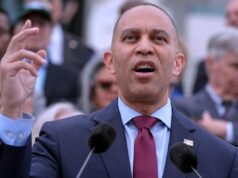 Hakeem Jeffries semplicemente non vuole sapere dei mostri che sta cercando di eleggere