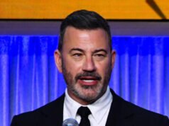 Il milionario Jimmy Kimmel deriso per aver messo in guardia contro lo “strano oscenamente ricco” Elon Musk che diventava trilionario