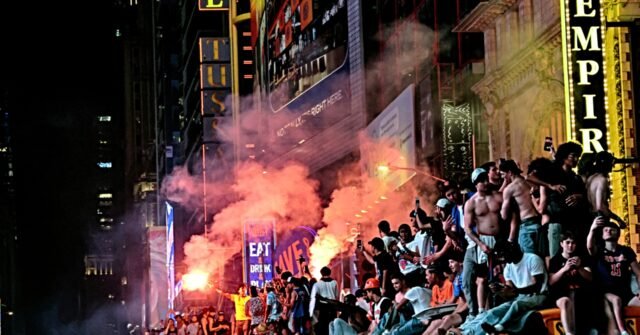 knicks-central-times-square-640x335.jpg