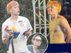 Il figlio di Angelina Jolie e Brad Pitt, Knox, ha lanciato una bomba atomica durante il discorso di laurea, poche ore prima dello scontro di Muay Thai
