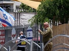 Un terrorista arabo ha aperto il fuoco: un assassinato e cinque feriti nel centro di Israele