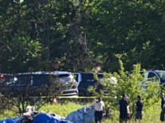 11 paracadutisti, un pilota morto dopo che l’aereo del Missouri si schianta pochi istanti dopo il decollo