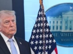 Trump minaccia l’Iran: chiudete lo stretto “e non avrete più un Paese”