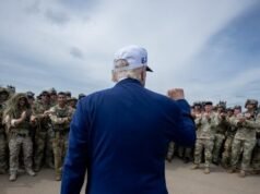 All’amministrazione Trump viene impedito di rimuovere oltre 20 truppe transgender