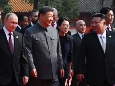 Gli avversari degli Stati Uniti, Cina e Corea del Nord, rafforzano i legami mentre Xi e Kim iniziano i colloqui