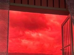 Cieli rosso sangue appaiono sul Venezuela pochi giorni dopo i terremoti mortali che hanno scatenato i timori di un presagio biblico