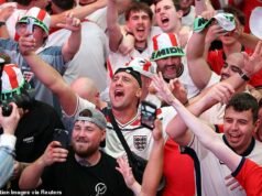 Cosa farai per la battaglia dell’una di notte di Città del Messico? I tifosi inglesi si preparano per il calcio d’inizio della Coppa del Mondo più antisociale di SEMPRE: gli esperti del sonno intervengono mentre Tuchel dice “date un giorno libero ai bambini!”