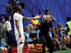 I microfoni a bordo campo della Coppa del Mondo riprendono Thomas Tuchel che martella la stella inglese per aver giocato all’indietro mentre lottava contro la Repubblica Democratica del Congo – e la sua reazione sprezzante al suo capo