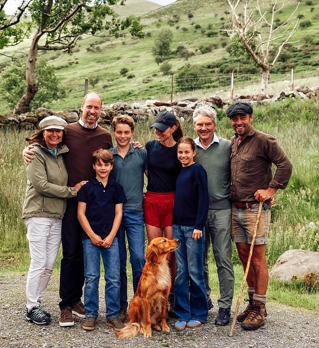 109808929-15954489-The_Princess_of_Wales_has_shared_a_sweet_tribute_to_her_family_a-m-21_1783269899180.jpg