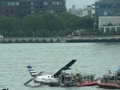 I passeggeri a bordo dell’aereo precipitato nell’East River vengono identificati dopo essere riusciti a fuggire miracolosamente dalle fauci della morte