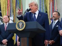 Donald Trump attacca l’arbitro “sospetto” della Coppa del Mondo che ha espulso la star americana Folarin Balogun prima che la sua squalifica fosse annullata