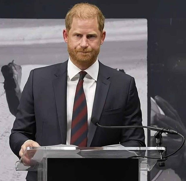 109855989-15958505-The_50million_phone_hacking_case_brought_by_Prince_Harry_picture-m-20_1783436638718.jpg