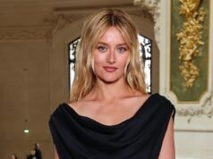 Alta moda! Cool Chanel è la star della frizzante Parigi, afferma LAURA CRAIK