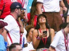 La fidanzata di Jude Bellingham, Ashlyn Castro, arriva allo stadio di Miami mentre Ellie Watkins e Megan Pickford si preparano per la partita dei quarti di finale della Coppa del Mondo dell’Inghilterra