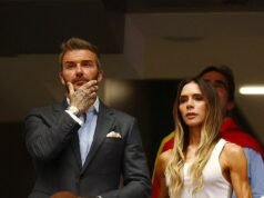 David Beckham esulta per la Spagna nella semifinale della Coppa del Mondo dopo il suo periodo di quattro anni a Madrid mentre viene raggiunto da sua moglie Victoria e dalla loro famiglia dopo quella reazione istantanea al meme