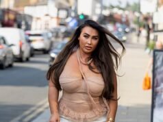 Lauren Goodger sconfigge l’ondata di caldo con un top senza spalline e pantaloncini mentre filma TOWIE con Amber Turner e Sophie Kasaei