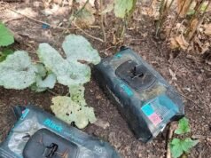 Le truppe di Putin “lanciano confezioni di salviette umidificate e power bank con trappole esplosive” nelle strade dell’Ucraina in un nuovo “crimine contro i civili”
