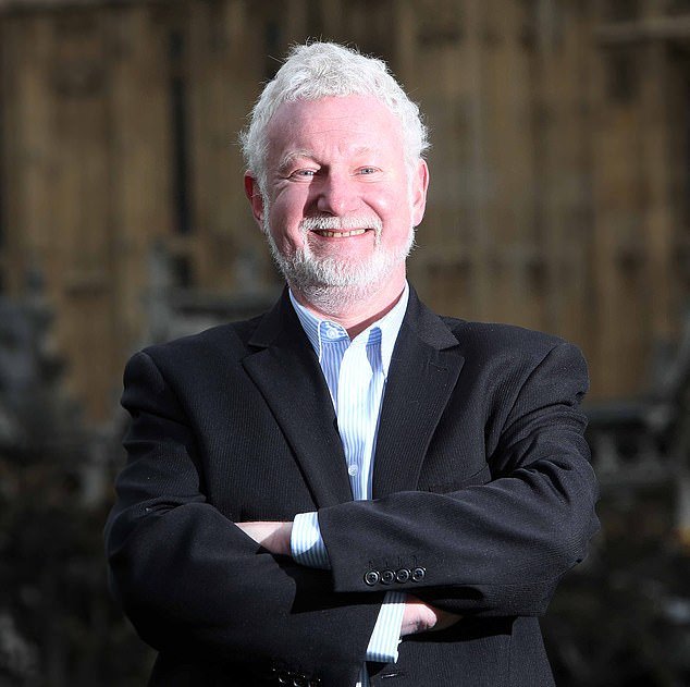 110105551-15987605-Barrister_and_former_Tory_MP_for_Harlow_Jerry_Hayes_pictured_out-m-1_1784418292854.jpg