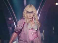 Spettacolo dell’intervallo della finale della Coppa del Mondo: Madonna, 67 anni, ruba la scena mentre si unisce alle leggende del calcio allo stadio