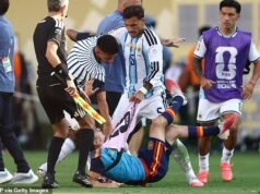La FIFA avvia un’indagine sullo scioccante comportamento post-partita dell’Argentina nella finale della Coppa del Mondo… mentre un nuovo filmato mostra ciò che ha davvero scatenato la rissa al fischio finale