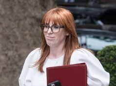 La marcia delle regine del Nord! Il deputato laburista conia il soubriquet: come è stato rivelato, la squadra di Burnham è più una scuola privata e Oxbridge di quella di Starmer
