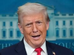 La minaccia in tre parole di Trump mentre l’Iran apre un nuovo fronte e il petrolio sale a 100 dollari al barile