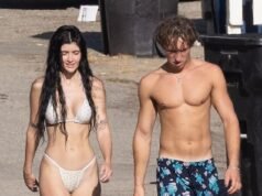 La figlia di Charlie Sheen, Sami, mostra un selvaggio PDA con un amico maschio a Malibu dopo aver accusato sua sorella di “vedere” il suo ex fidanzato