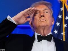 Trump si appresta a tenere un discorso “unificante ma crudele” alla cena dei corrispondenti 2.0 dopo l’orrore dello sparatutto