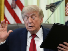 Trump non firmerà la legge sull’edilizia abitativa “per protesta” contro la mancata approvazione del SAVE America Act