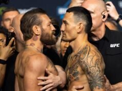 Conor McGregor pesa 170,5 libbre nell’incontro di UFC 329 contro Max Holloway