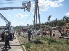Almeno 11 morti negli attacchi ucraini e russi nel campo di vacanza